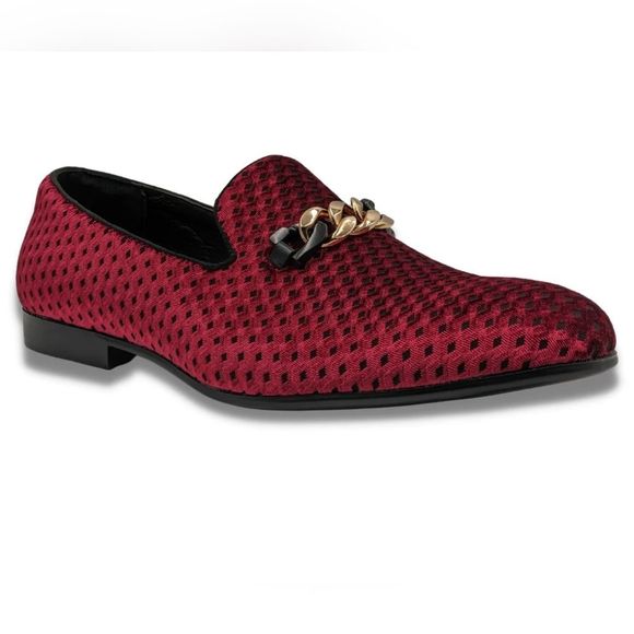 MONTIQUE MEN\'S BURGUNDY VELVET DIAMOND LOAFER SHOE. S480